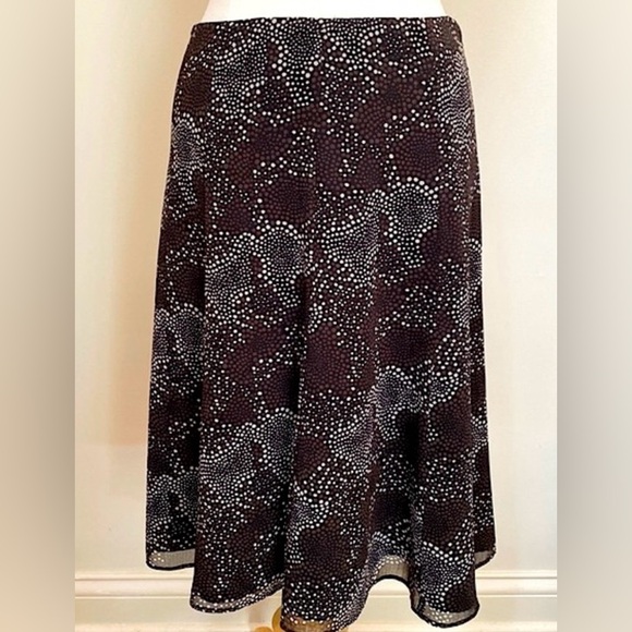 Geoffrey Beene Dresses & Skirts - Geoffrey Beene Sport Black Brown Cream Dots 6 Career Parisian Chic Flare Skirt